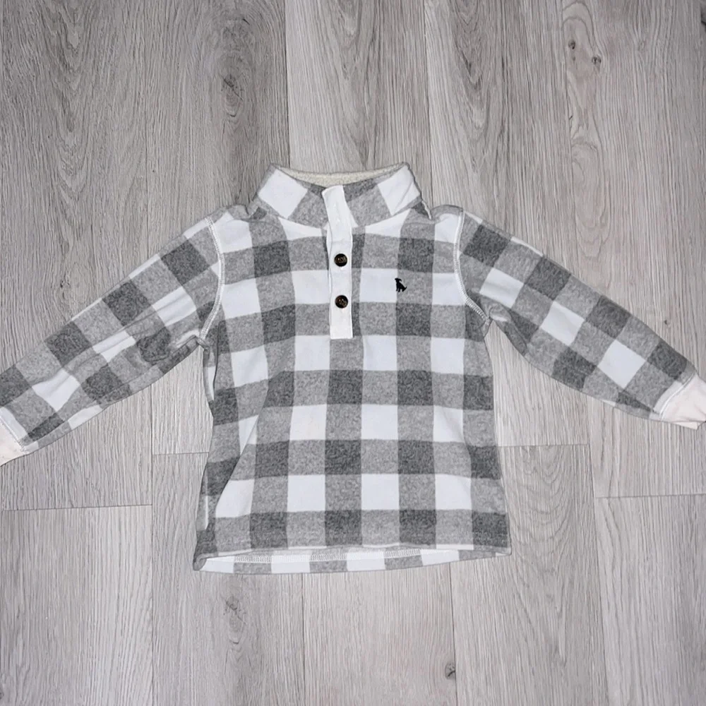 Bundle of 6❗️Grinch Sweater & Fleece 1/4 Zip Tops & Turtleneck-Size 3T - Picture 14 of 16